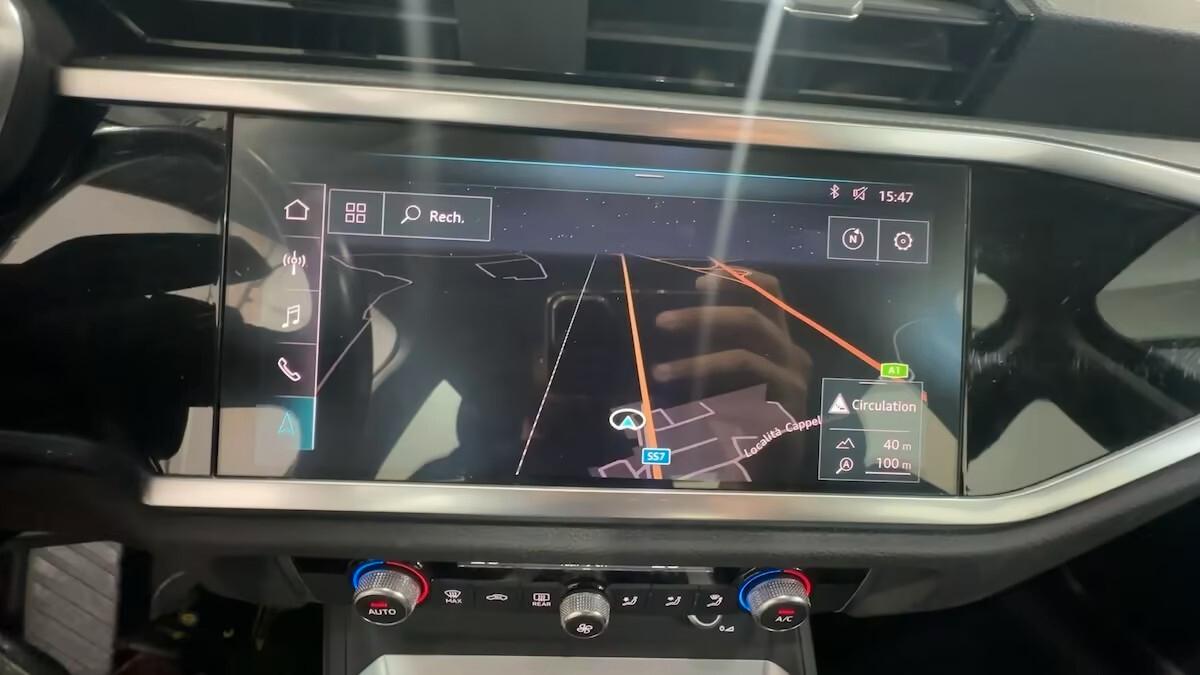 Audi Q3 35 TDI S tronic Business