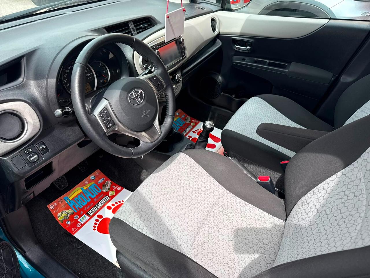 Toyota Yaris 1.0 69cv Lounge - 2012