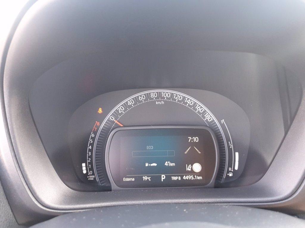 TOYOTA Aygo x 1.0 lounge 72cv s-cvt del 2024
