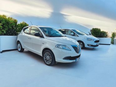 Lancia Ypsilon 0.9 TwinAir 85 CV 5 porte Metano motore rigenerato