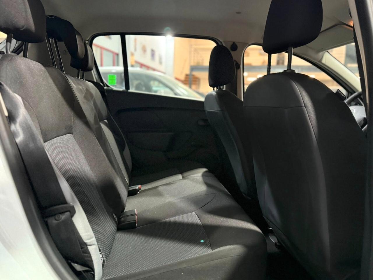 Dacia Sandero 1.2 benzina 75CV Serie Speciale Laureate Family