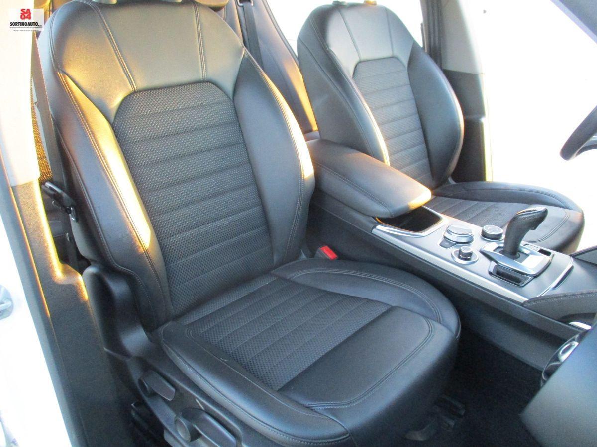 A.R.Stelvio 2.2 T.diesel 190CV AT8 Q4 SPRINT 2021