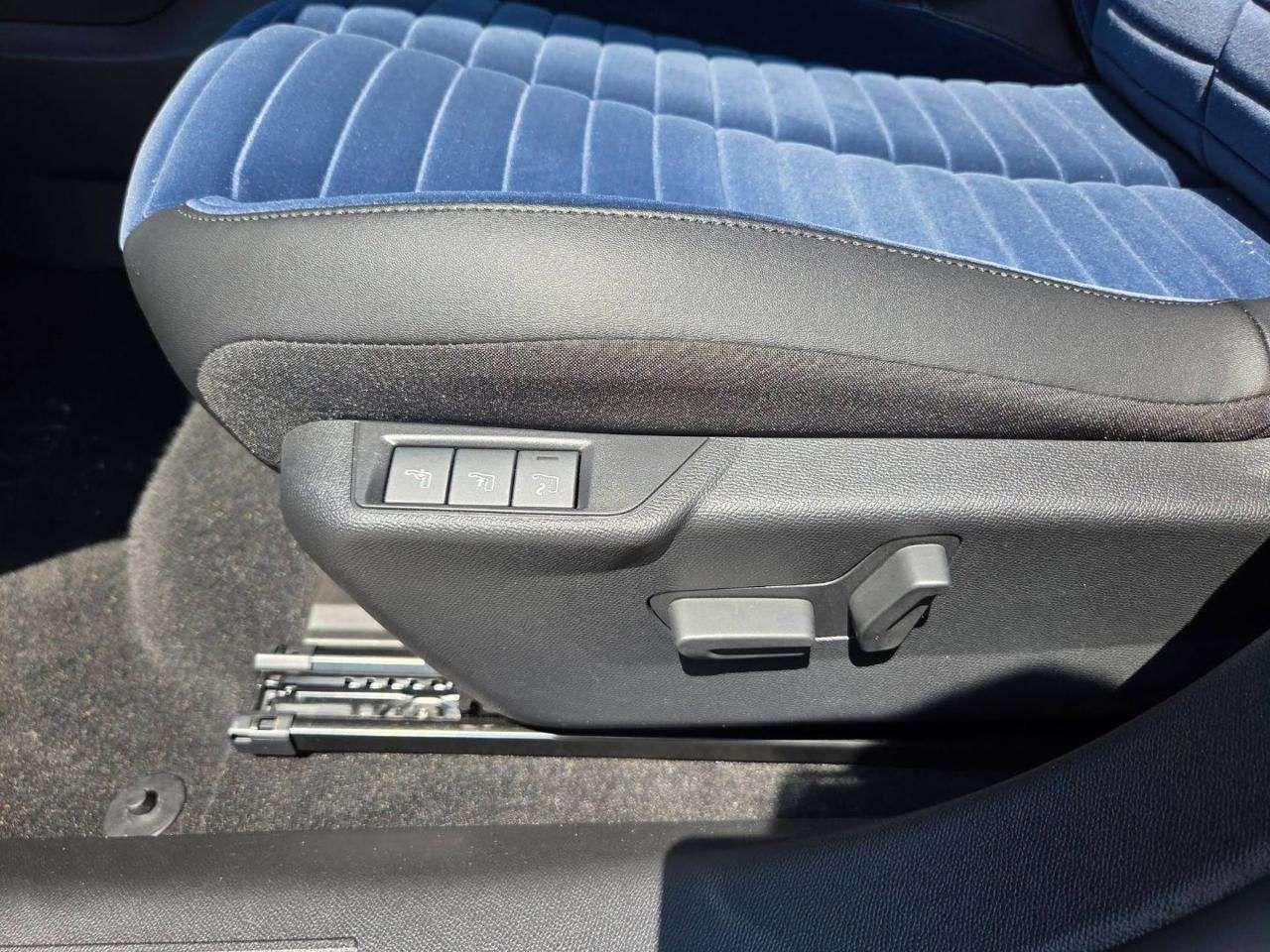 Lancia Ypsilon Hybrid e-DCT Edizione Cassina "SOLO 3019 KM"