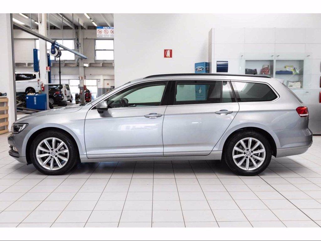 VOLKSWAGEN Passat Variant 1.6 TDI SCR DSG Business BMT del 2018