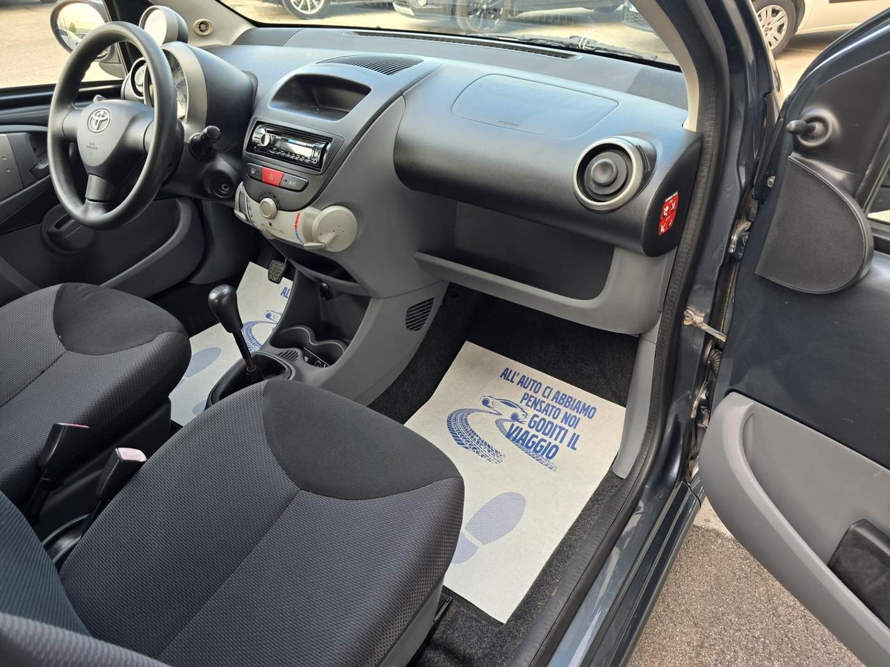 Toyota Aygo 1.4 turbodiesel 5 porte Sol 2007