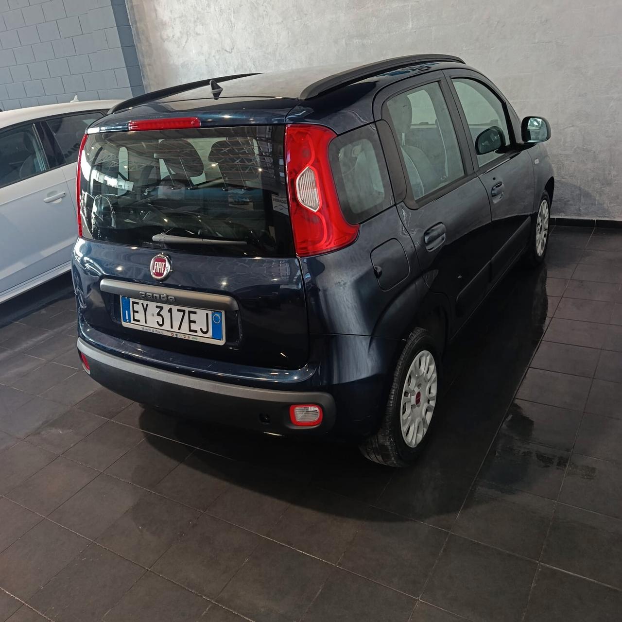 Fiat Panda 1.2 BENZINA NEOPATENTATI