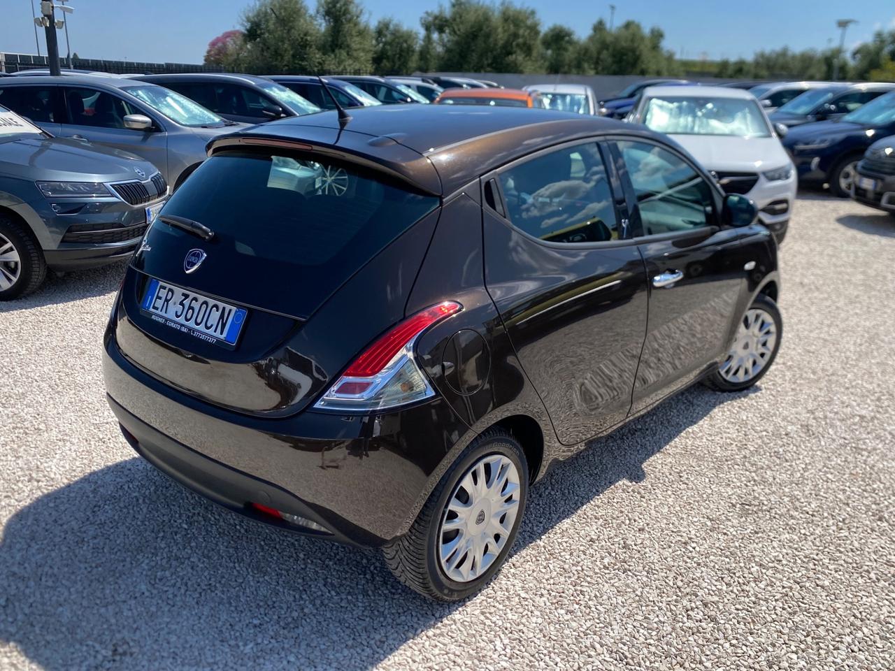 Lancia Ypsilon 1.2 69 CV Unyca UNICO PROPIETARIO,NEOPATENTATI