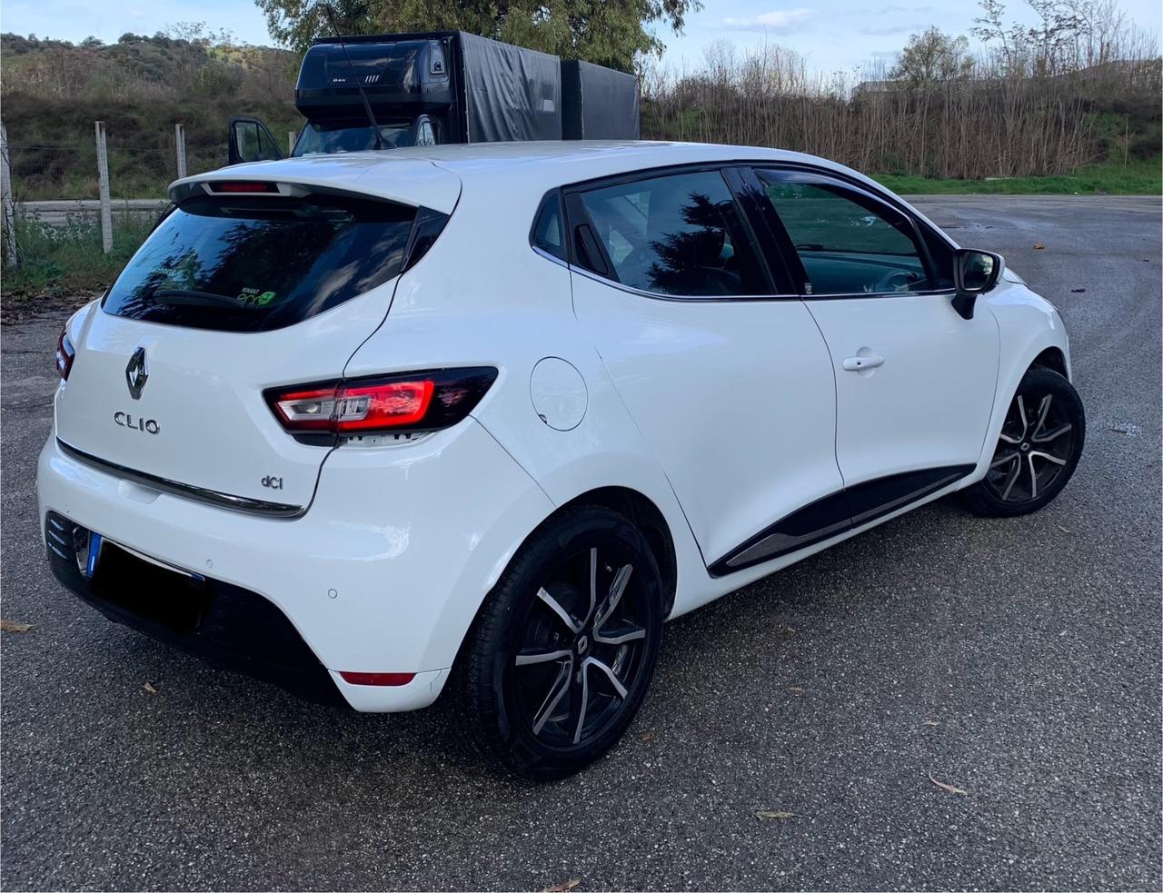 Renault Clio dCi 8V 75 CV Start&Stop 5 porte Energy Intens