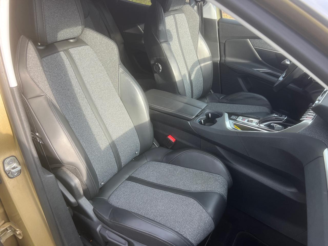 Peugeot 3008 1.5 BlueHDi 130CV EAT8 Allure-2018