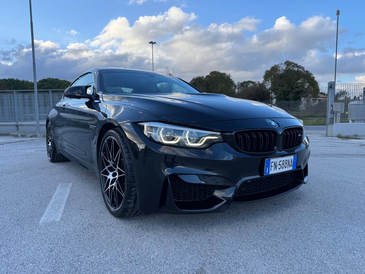 Bmw M4 COMPETITION COUPE