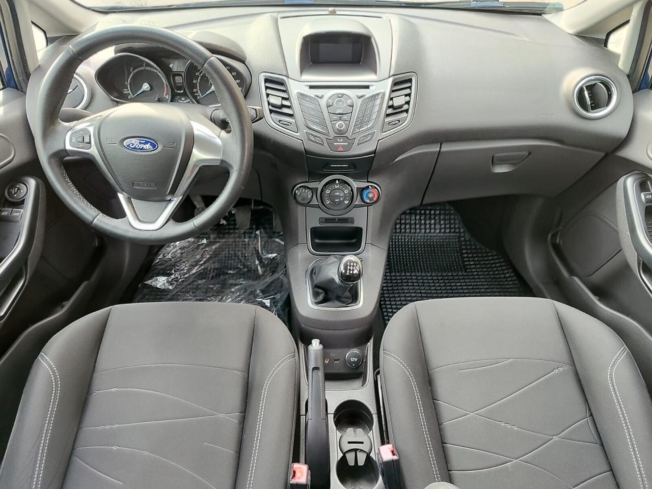 Ford Fiesta 1.5 TDCi 75CV Business!!