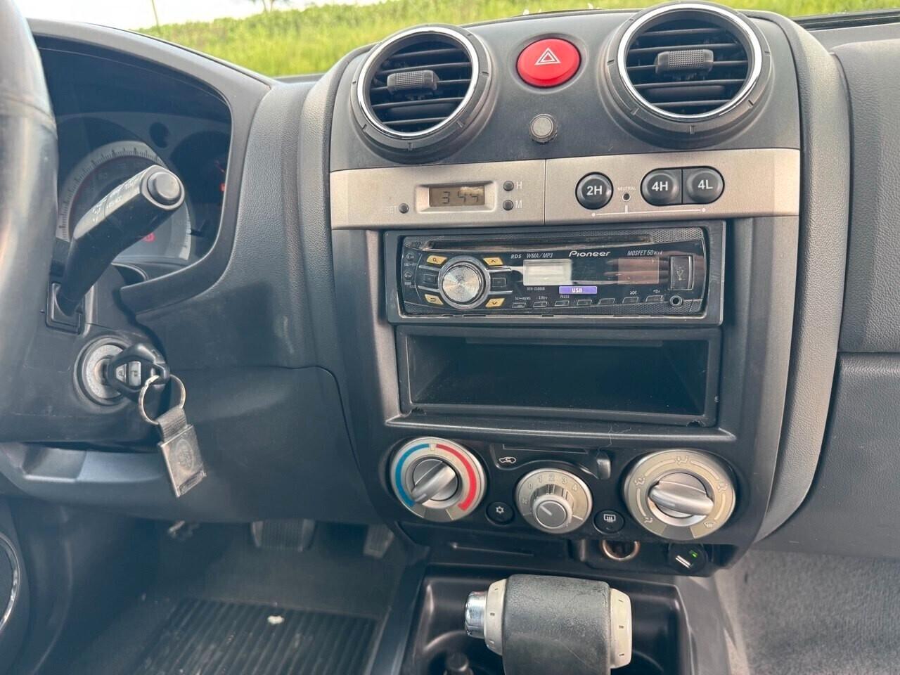 Isuzu D-Max 3.0 TD cat Space Cab 4WD Pick-up LS EU4