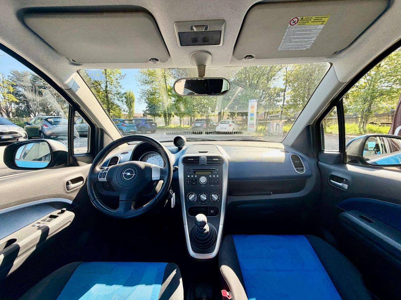 Opel Agila