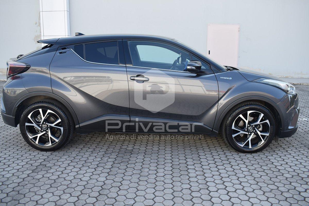 TOYOTA C-HR 1.8 Hybrid E-CVT Style