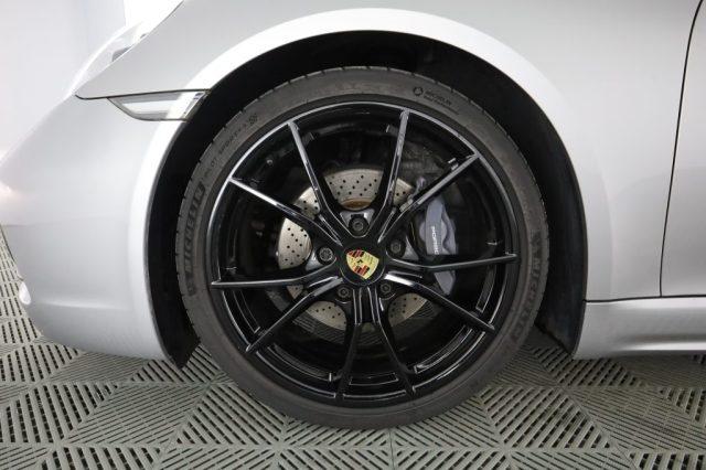 PORSCHE 718 718 Cayman