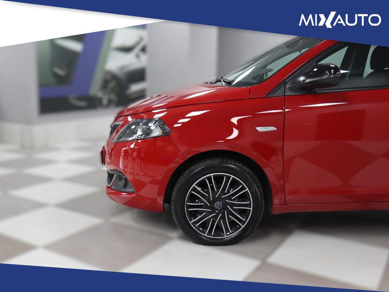 Lancia Ypsilon 1.0 Firefly Hybrid UnYca Ecochic