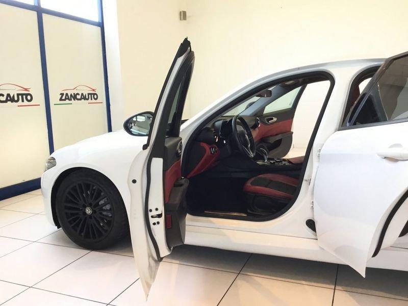 Alfa Romeo Giulia 2.2 Turbo Diesel 180 CV AT8 Super MY16