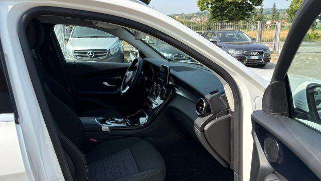 MERCEDES-BENZ GLC 220 d 4Matic Business