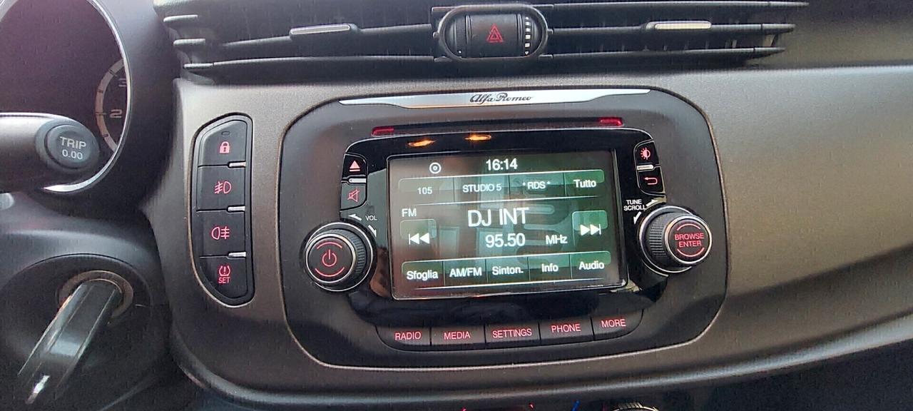 GIULIETTA 1,6 DIESEL 105 CV X NEOPATENTATI TELEFONO LEGA SENSORI FULL IMPECCABILE