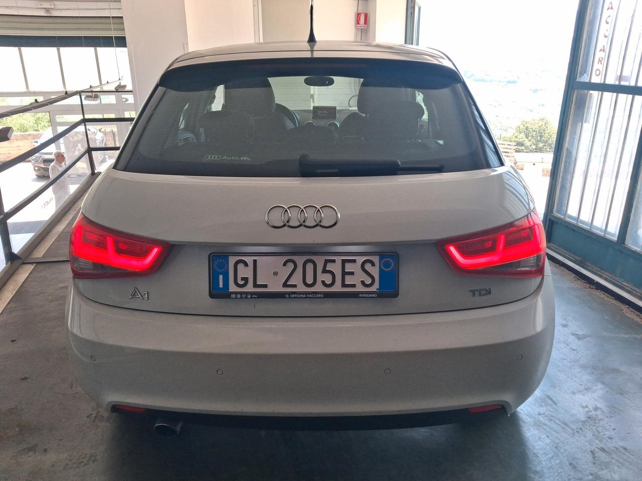 Audi A1 SPB 1.6 TDI S tronic S LINE