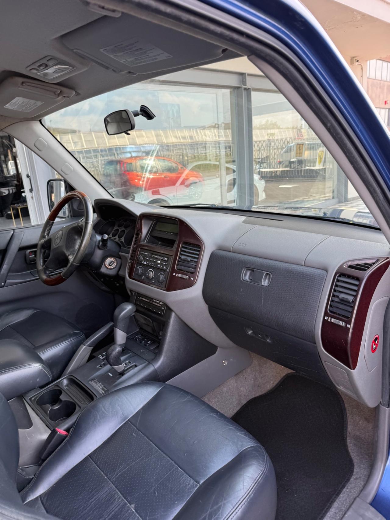 Mitsubishi Pajero 3.2 16V DI-D 3p. GLS