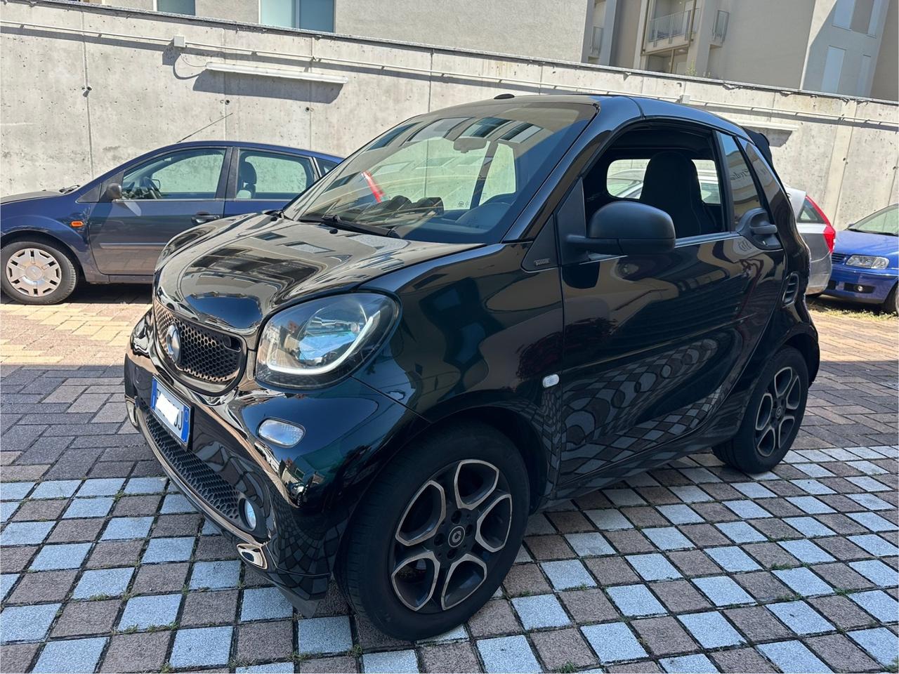 Smart ForTwo 70 1.0 cabrio Passion - ok neopatentati