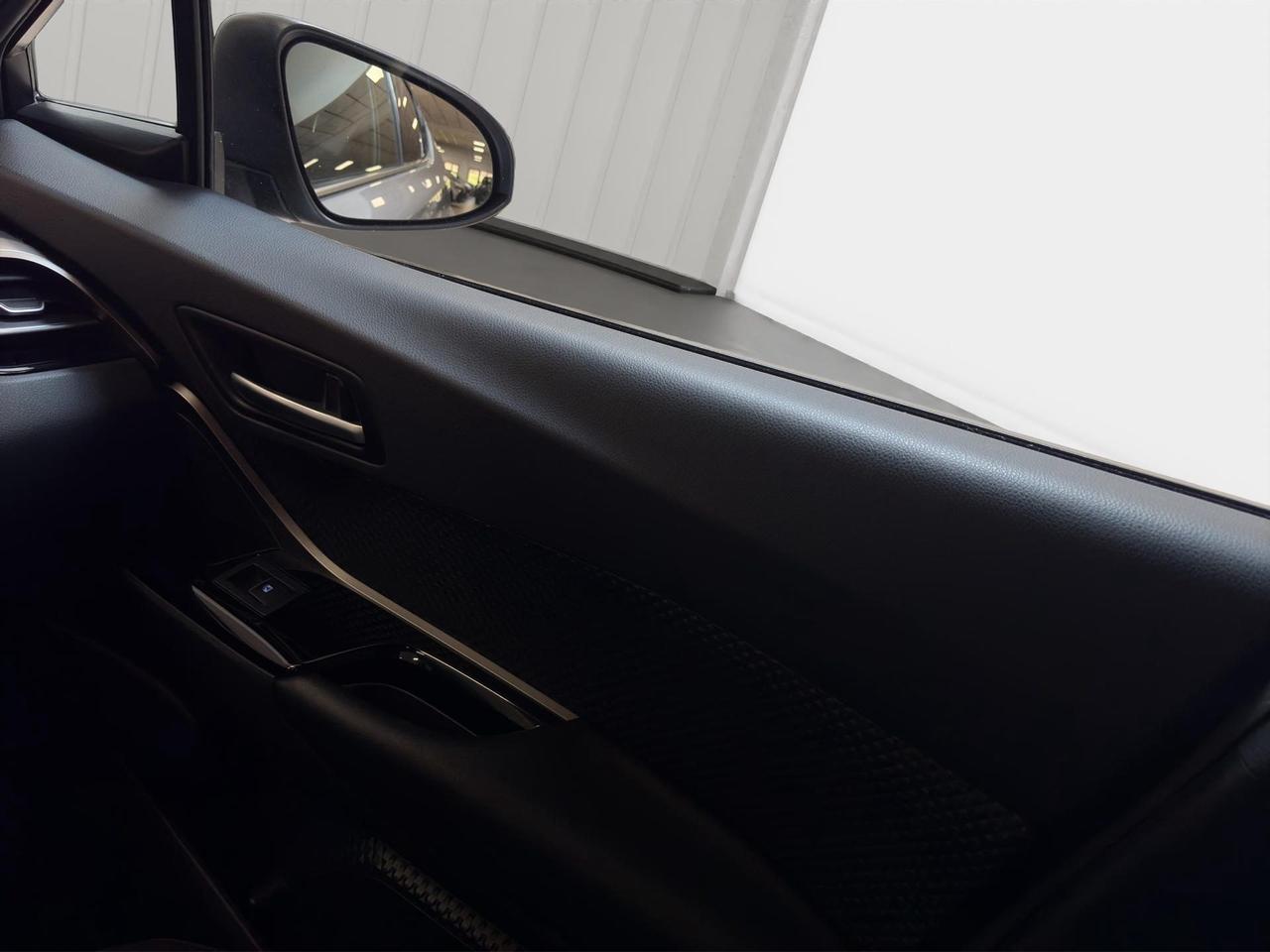 Toyota C-HR 1.8h Trend 2wd e-cvt