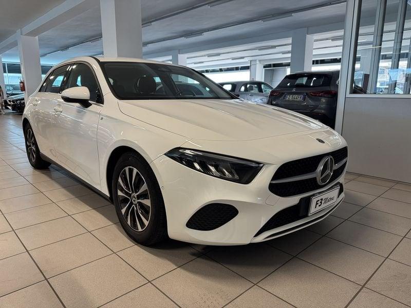 Mercedes-Benz Classe A A 180 d Automatic Advanced