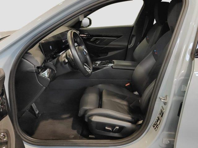 BMW 540 540d 48V xDrive Touring Msport Pro