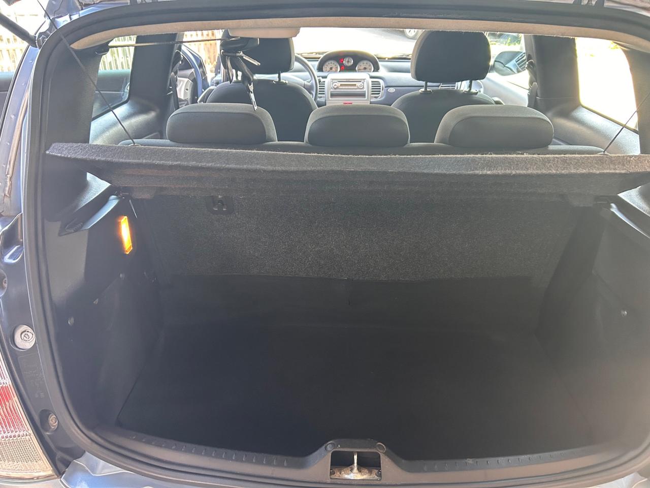 Lancia Ypsilon 1200 neopatentati