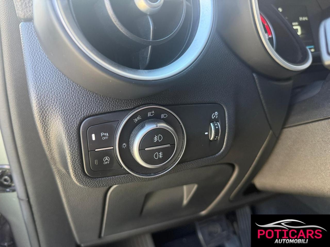 Alfa Romeo Stelvio 2.2 Turbodiesel 190 CV AT8 Q4 Business