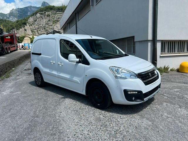 Peugeot Partner BlueHDi 100 Active 3 POSTI-APPLECAR-SENSORI-80000KM