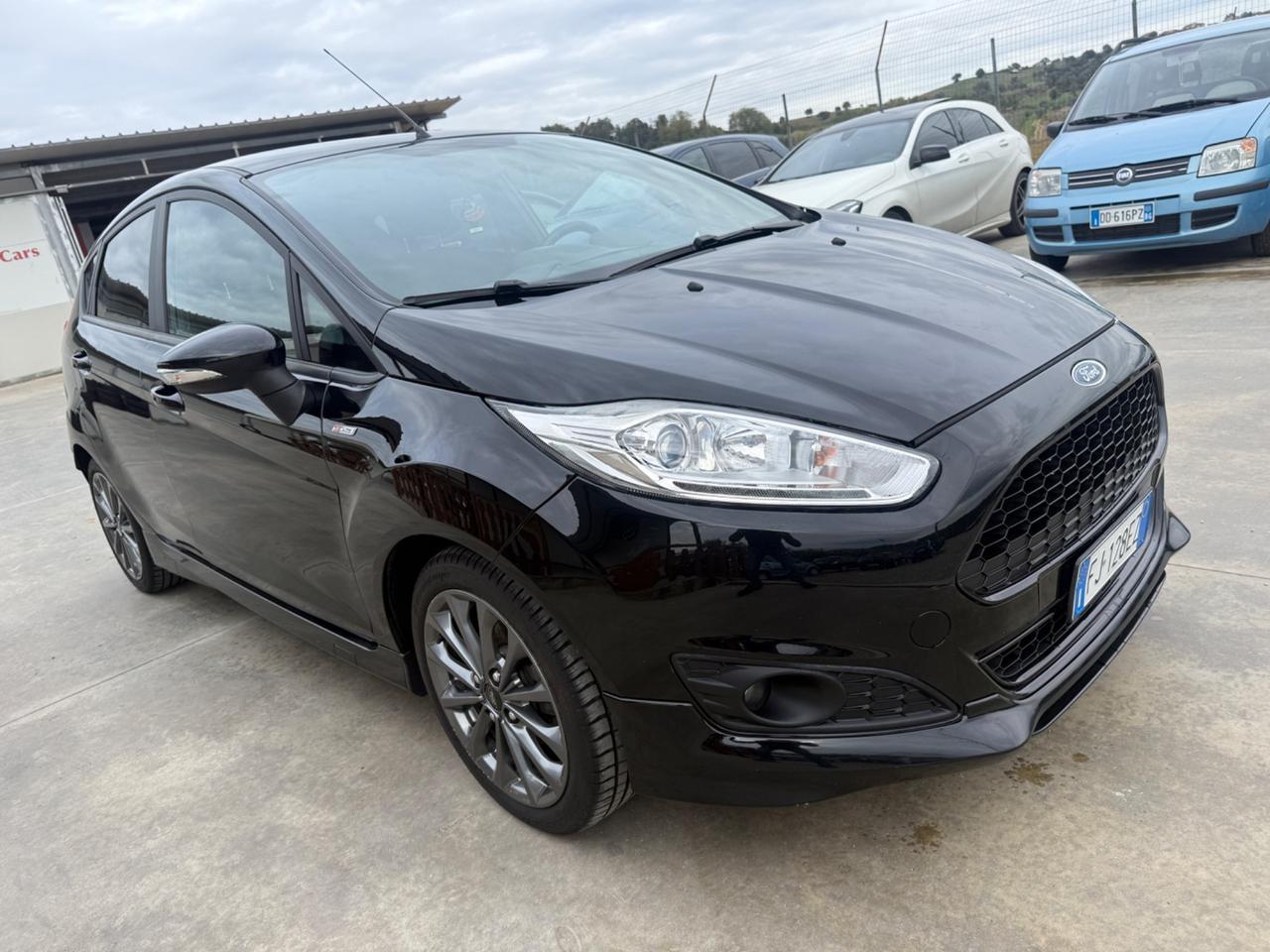 Ford Fiesta 1.5 TDCi 75CV 5 porte ST-Line