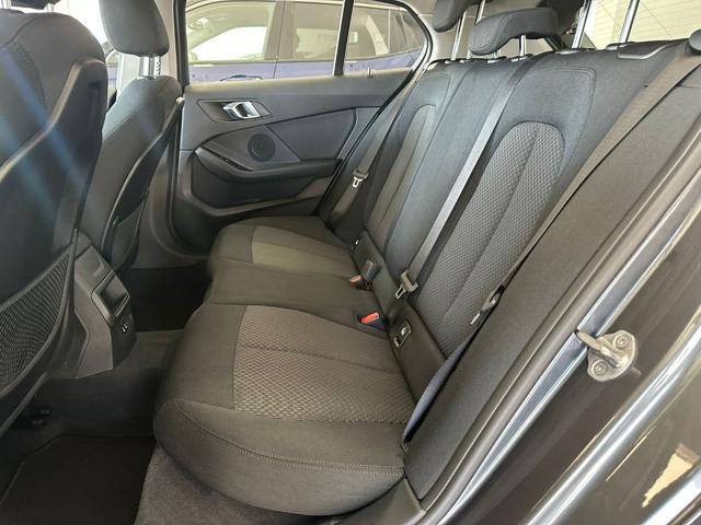 BMW 118 d 5p. Advantage UNIPRO+NAVI+CARPLAY+PDC!
