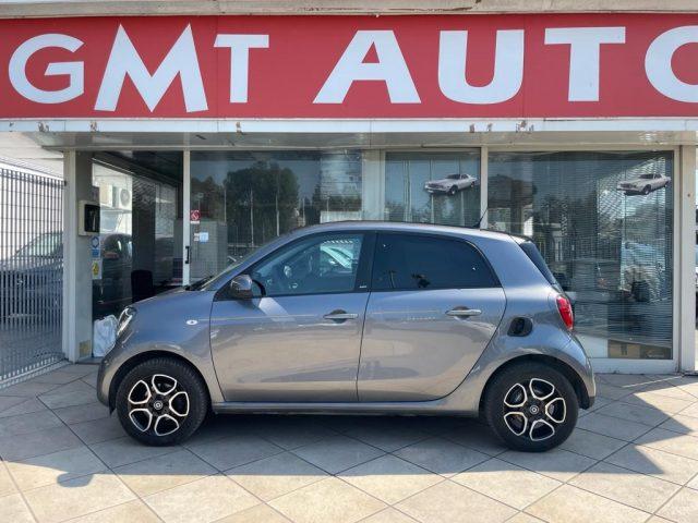 SMART ForFour 0.9 90CV PASSION TWINAMIC NAVI LED CERCHI 15 PRIME