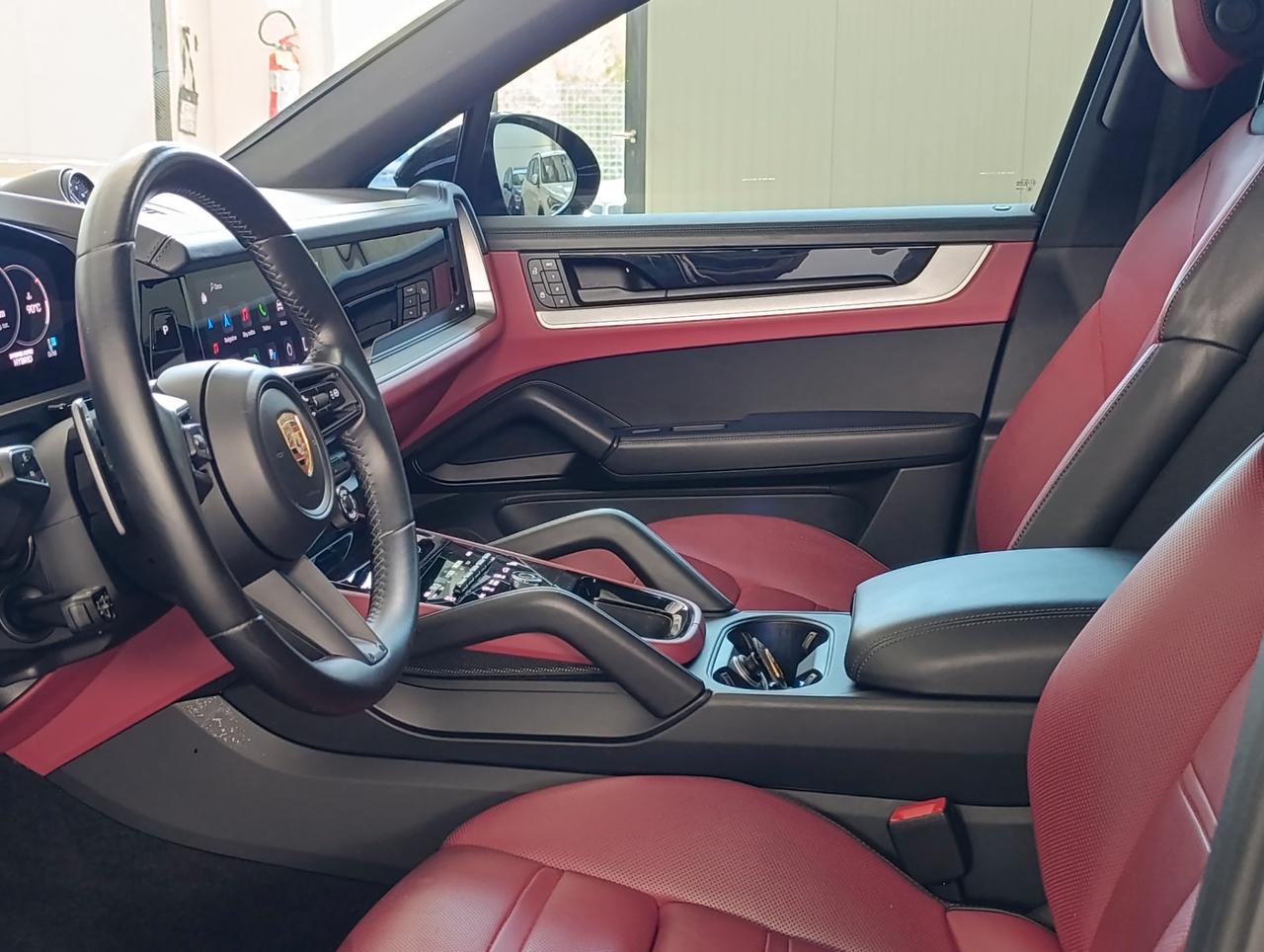 Porsche Cayenne Coupe 3.0 e-hybrid 5p.ti tiptronic