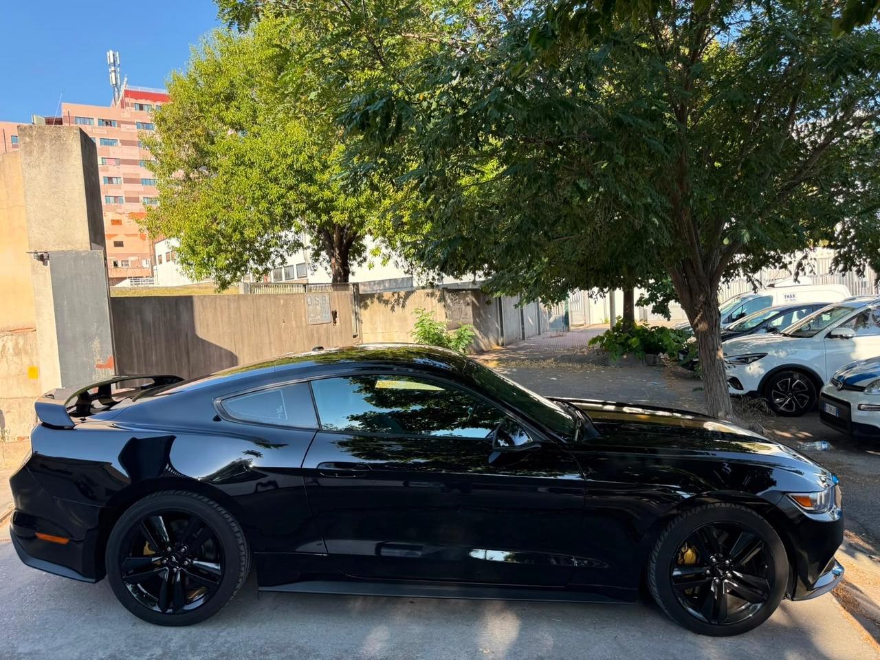 Ford Mustang km.42.000! AUTOM. 6M 317 HP