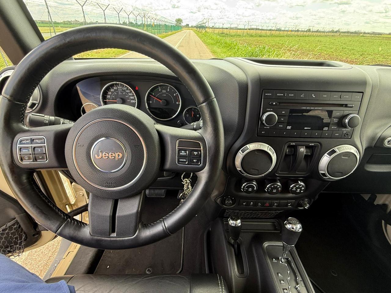 Jeep Wrangler Unlimited 2.8 CRD DPF Sahara