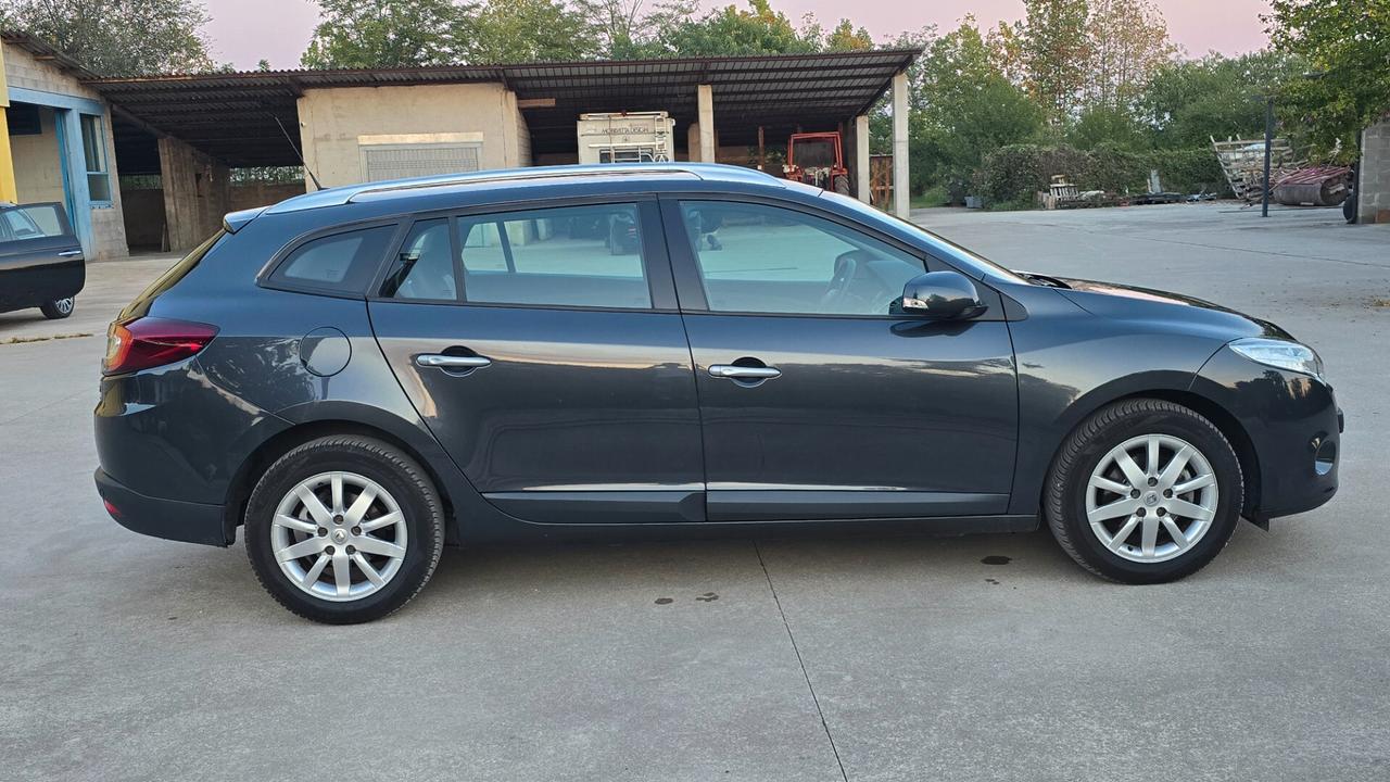 Stupenda Renaul Megane PARI AL NUOVO
