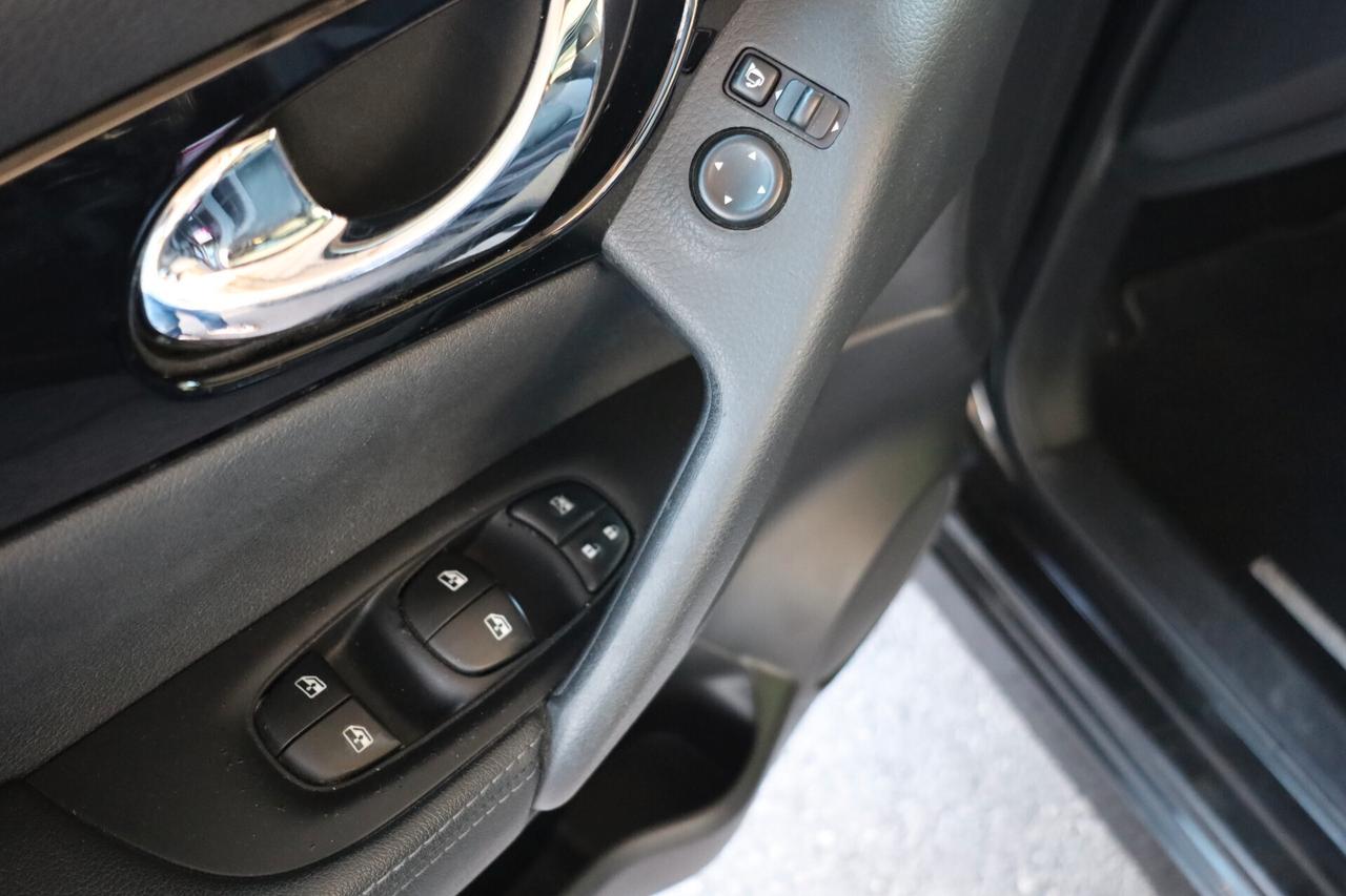 NISSAN QASHQAI 1.5 dCi 115cv N-CONNECTA KM 82.000