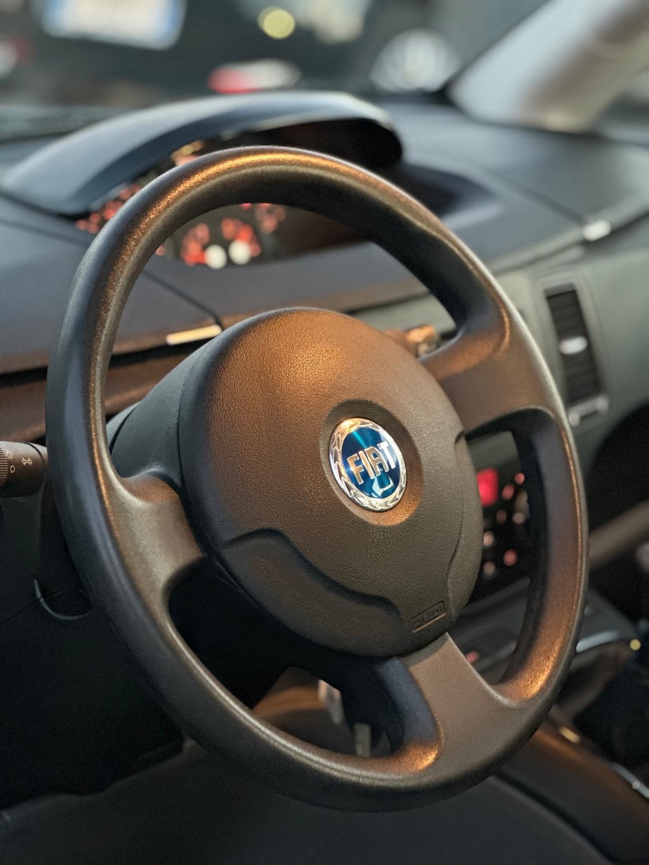 FIAT IDEA 1.4 (80.000KM) OK NEOPATENTATI