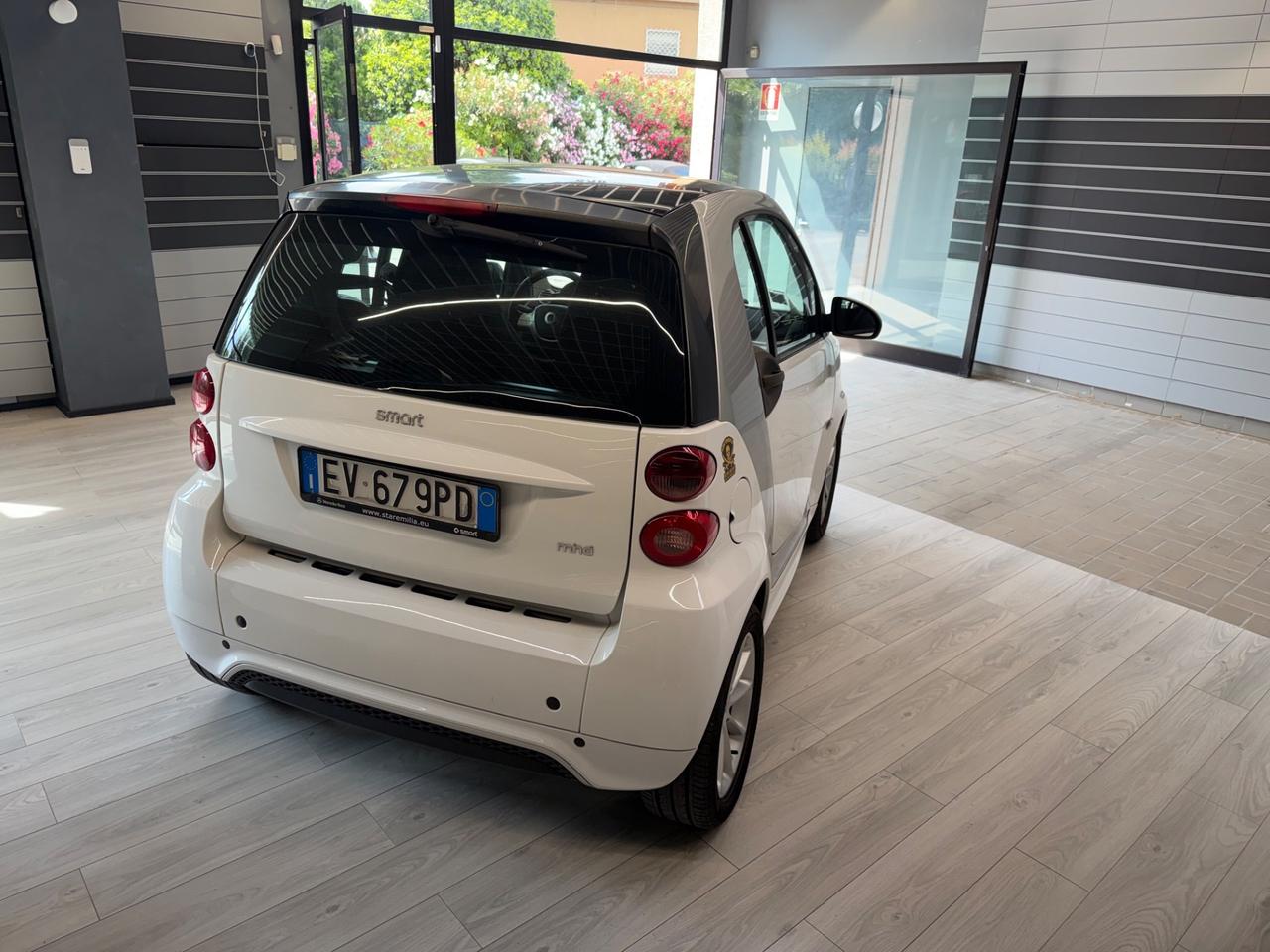Smart ForTwo 1000 52 kW MHD coupé passion