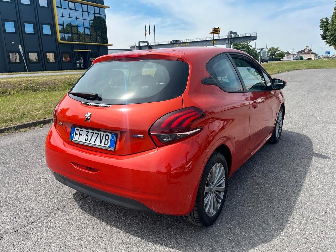 Peugeot 208 PureTech 82 3 porte Active