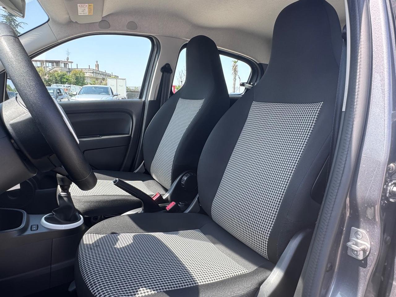 Renault Twingo SCe 65 CV Duel