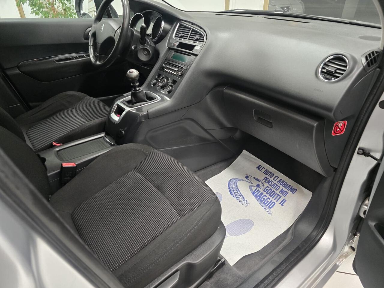 Peugeot 5008 1.6 HDi 112CV Premium