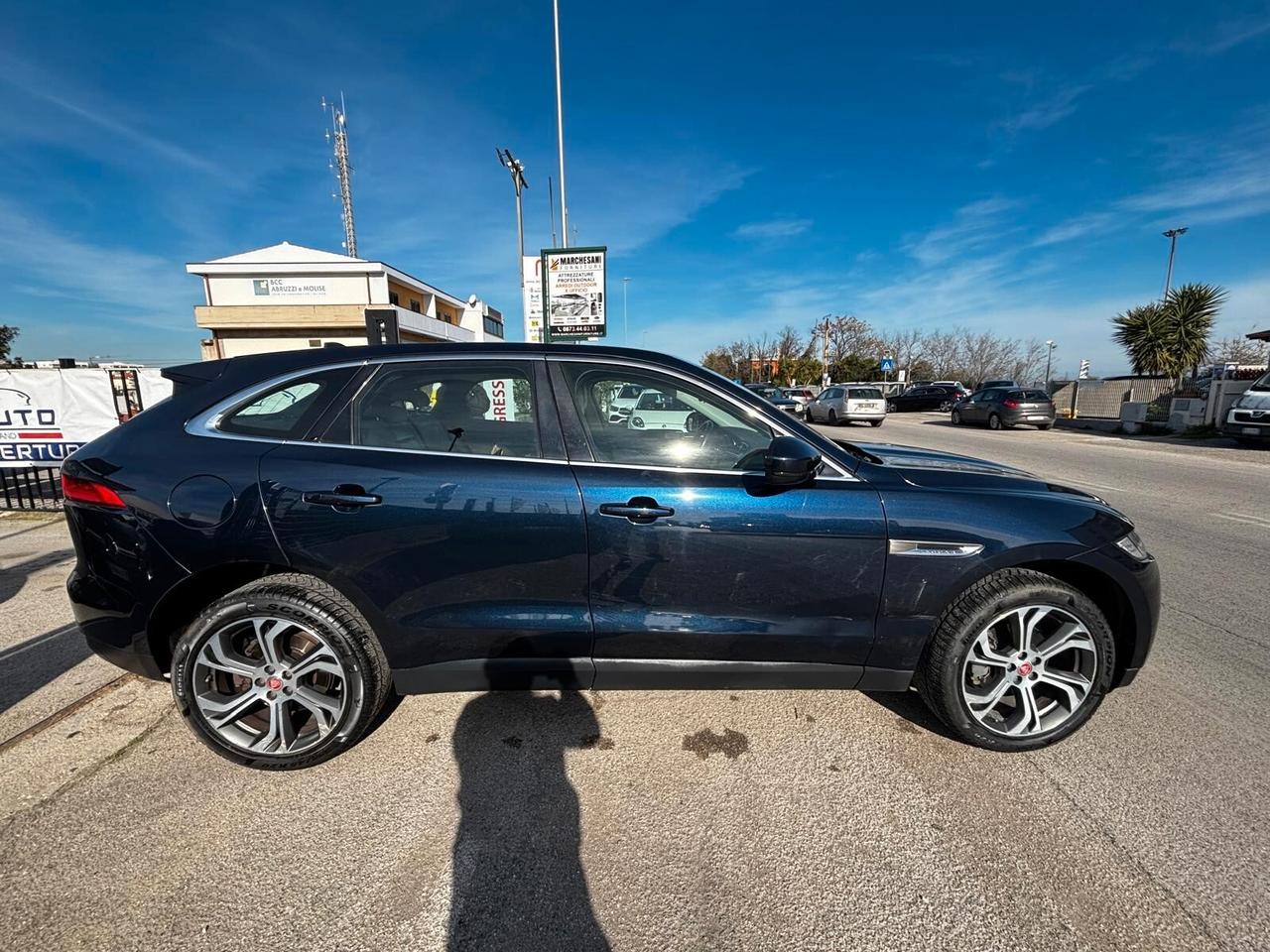 Jaguar F-Pace 2.0 D 180 CV AWD Prestige