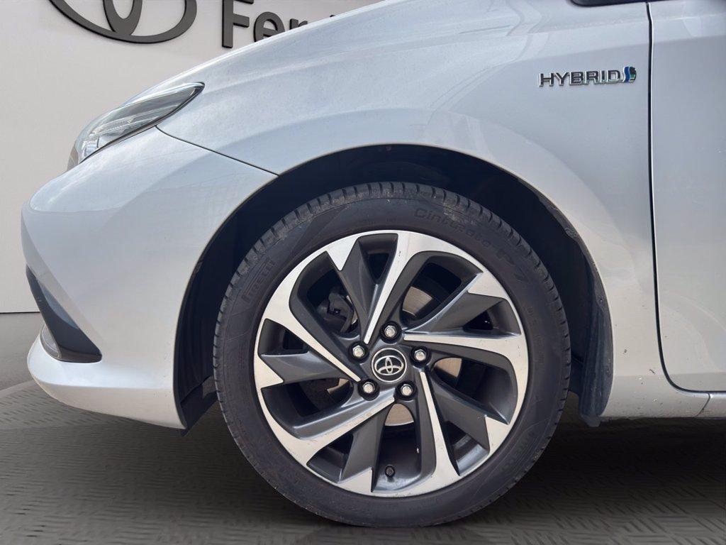 TOYOTA Auris 1.8h active cvt del 2016