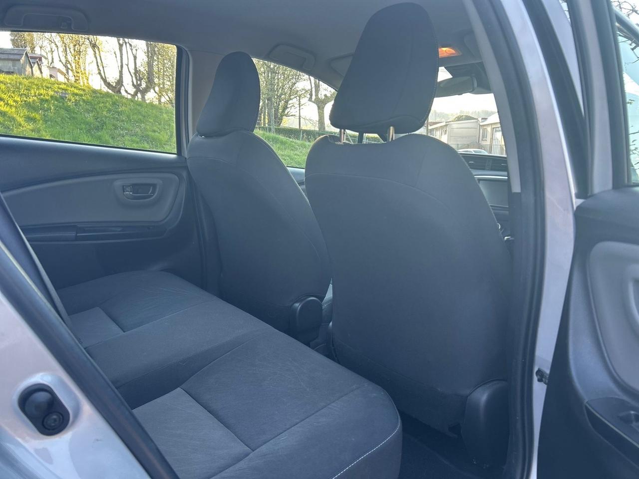 Toyota Yaris 1.5 Hybrid Y20 Bitone 2019 – Navi, Camera, Clima Auto, Unico Proprietario