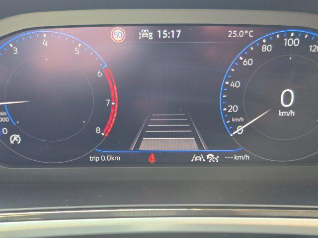 VOLKSWAGEN T-Roc 1.0 TSI IQ Light LED Performance 18" CAMERA ACC
