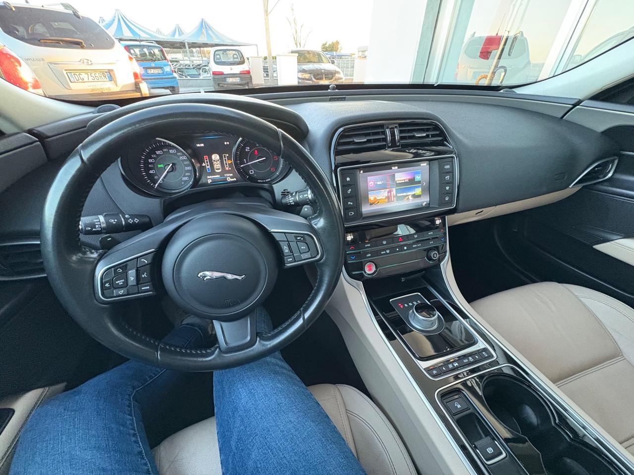 Jaguar XE 2.0 D Turbo aut. Portfolio